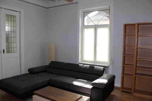 Furnished, centrally located 2-room apartment with a private entrance and winter garden in an Art Nouveau villa