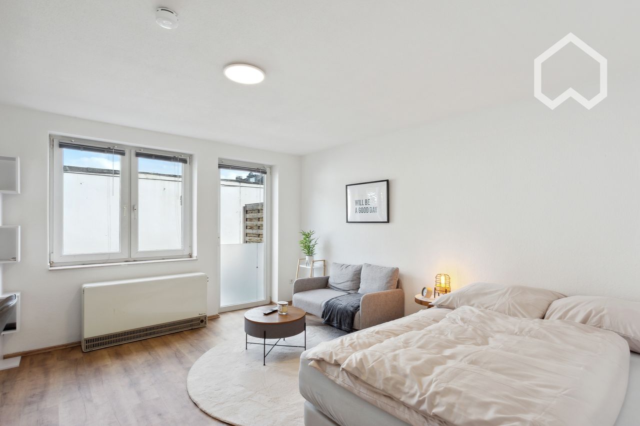  Modern Apartment With Its Own Terrace  -  Modern apartment with its own terrace  - Gallery -  9