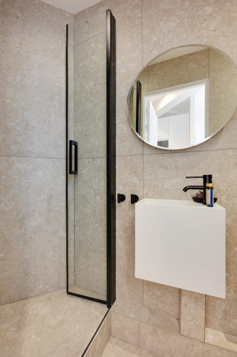 Charming Studio in the heart of the 16th Arrondissement : Your Oasis Near the Eiffel Tower