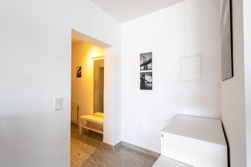 Rob’s Suite: 2-room apartment with panoramic views of Opernplatz and bedroom with private bathroom - Gallery - 19