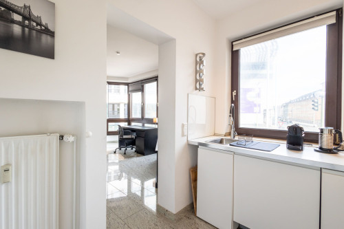 Rob’s Suite: 2-room apartment with panoramic views of Opernplatz and bedroom with private bathroom - Gallery - 42