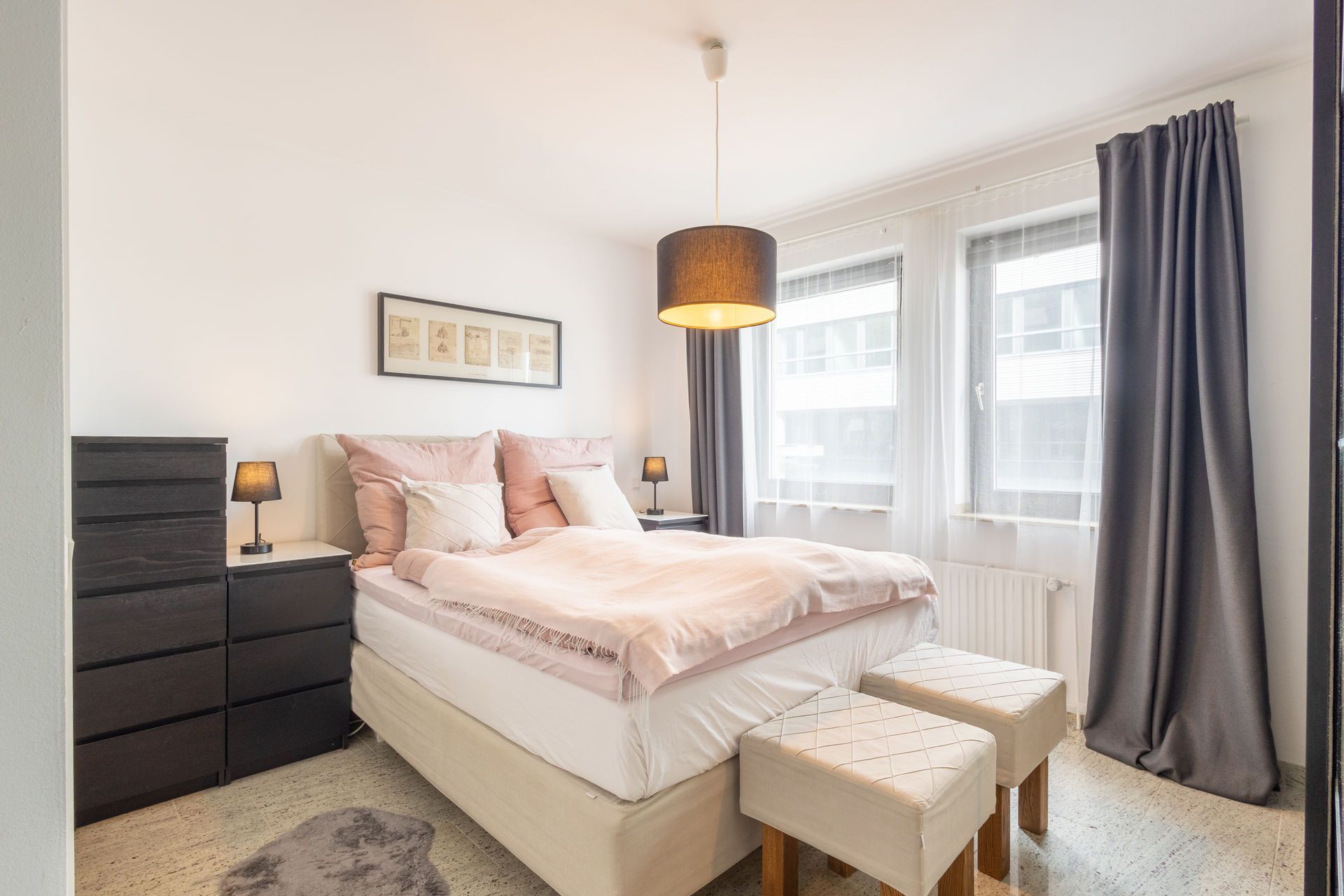 Rob’s Suite: 2-Room Apartment With Panoramic Views Of Opernplatz And Bedroom With Private Bathroom - 24