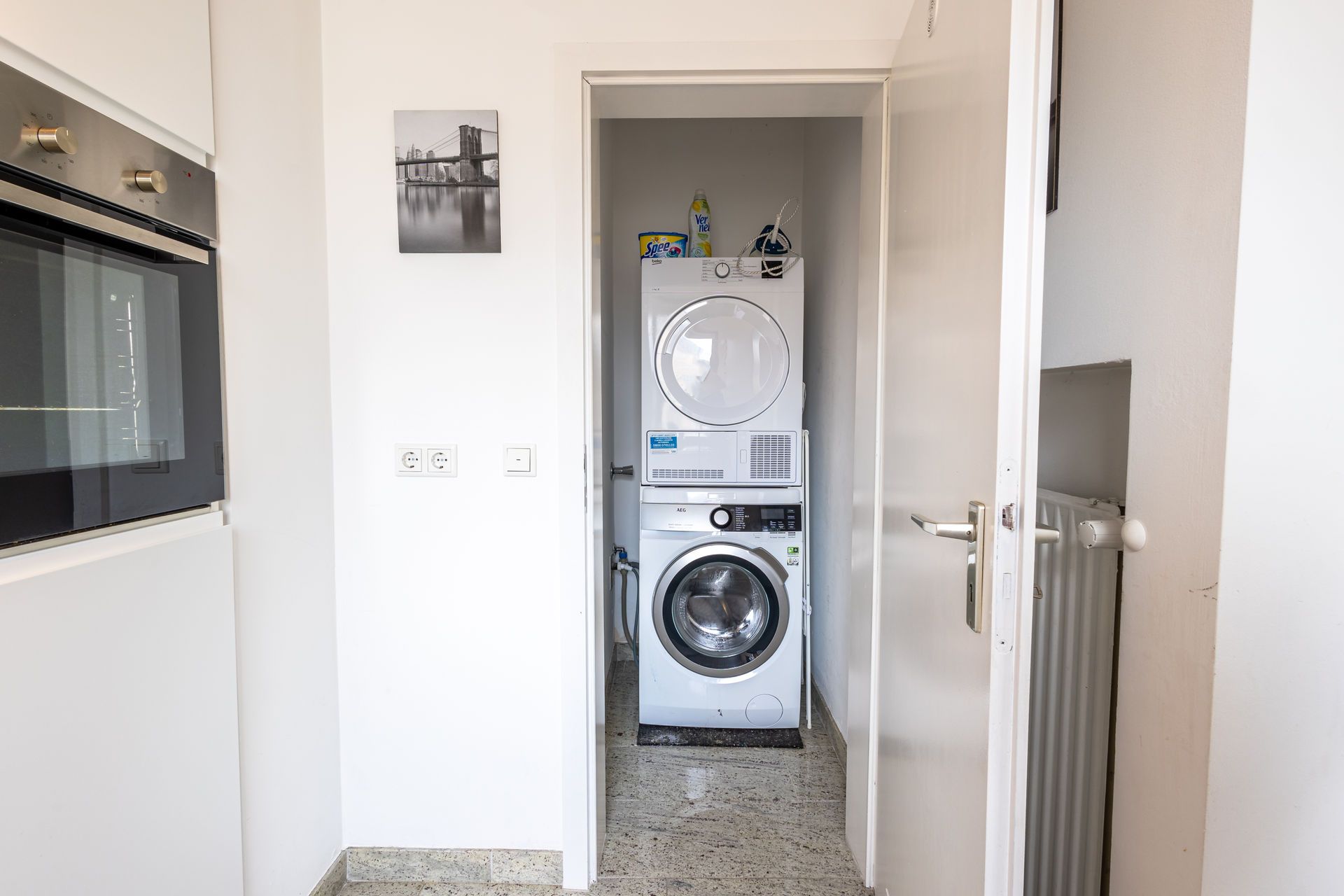 Rob’s Suite: 2-Room Apartment With Panoramic Views Of Opernplatz And Bedroom With Private Bathroom - 26