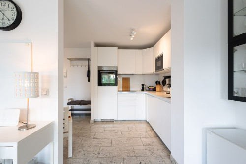 Rob’s Place – Quiet 2-Room Oasis - Gallery - 38