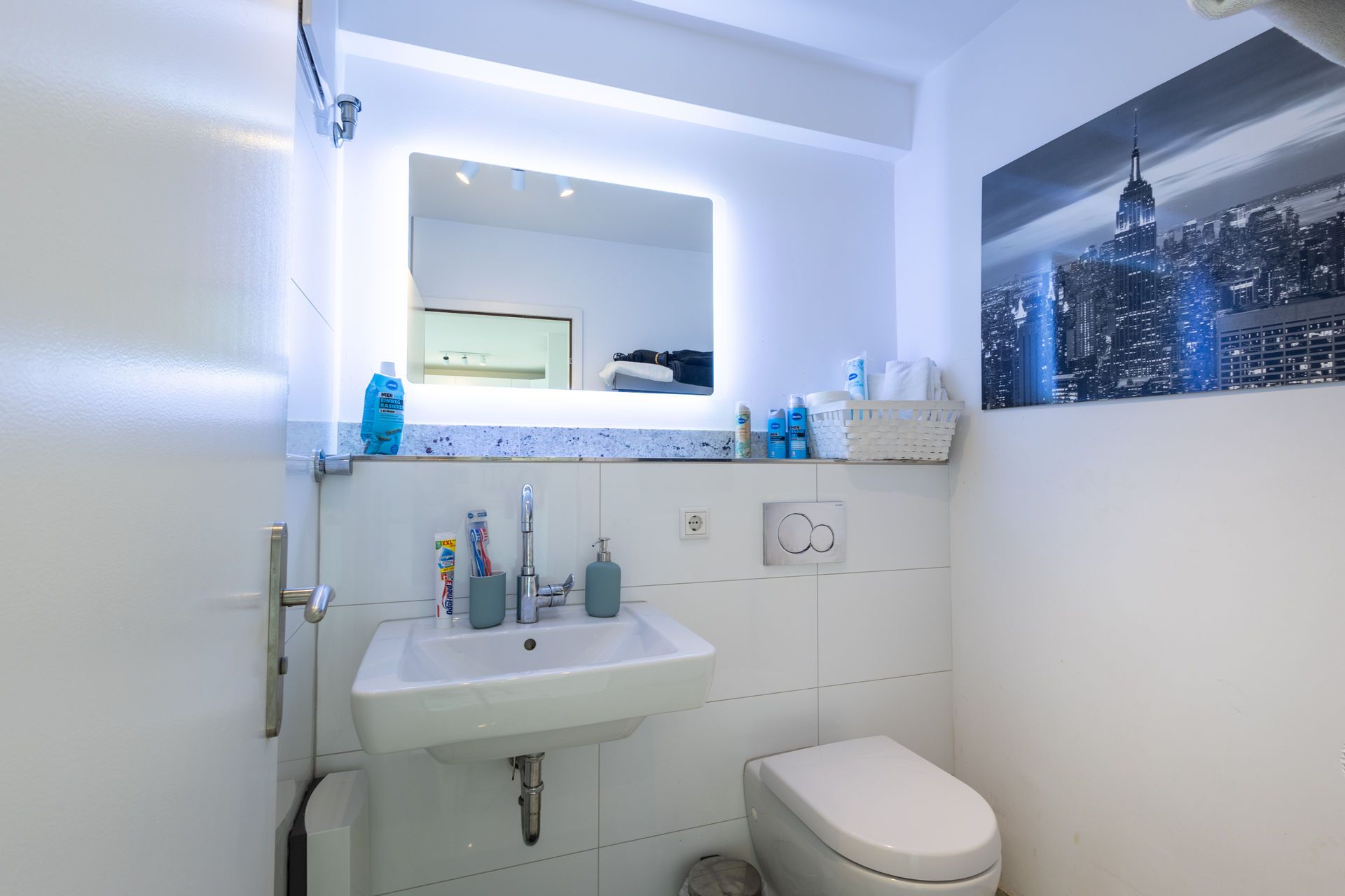 Rob’s Place – Quiet 2-Room Oasis - 8