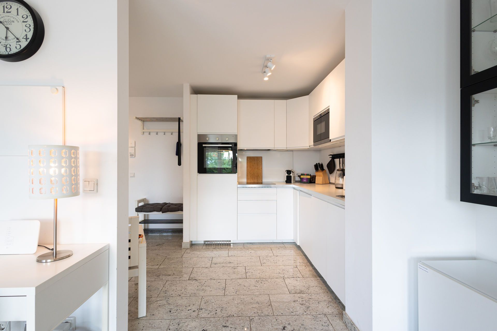Rob’s Place – Quiet 2-Room Oasis - 38
