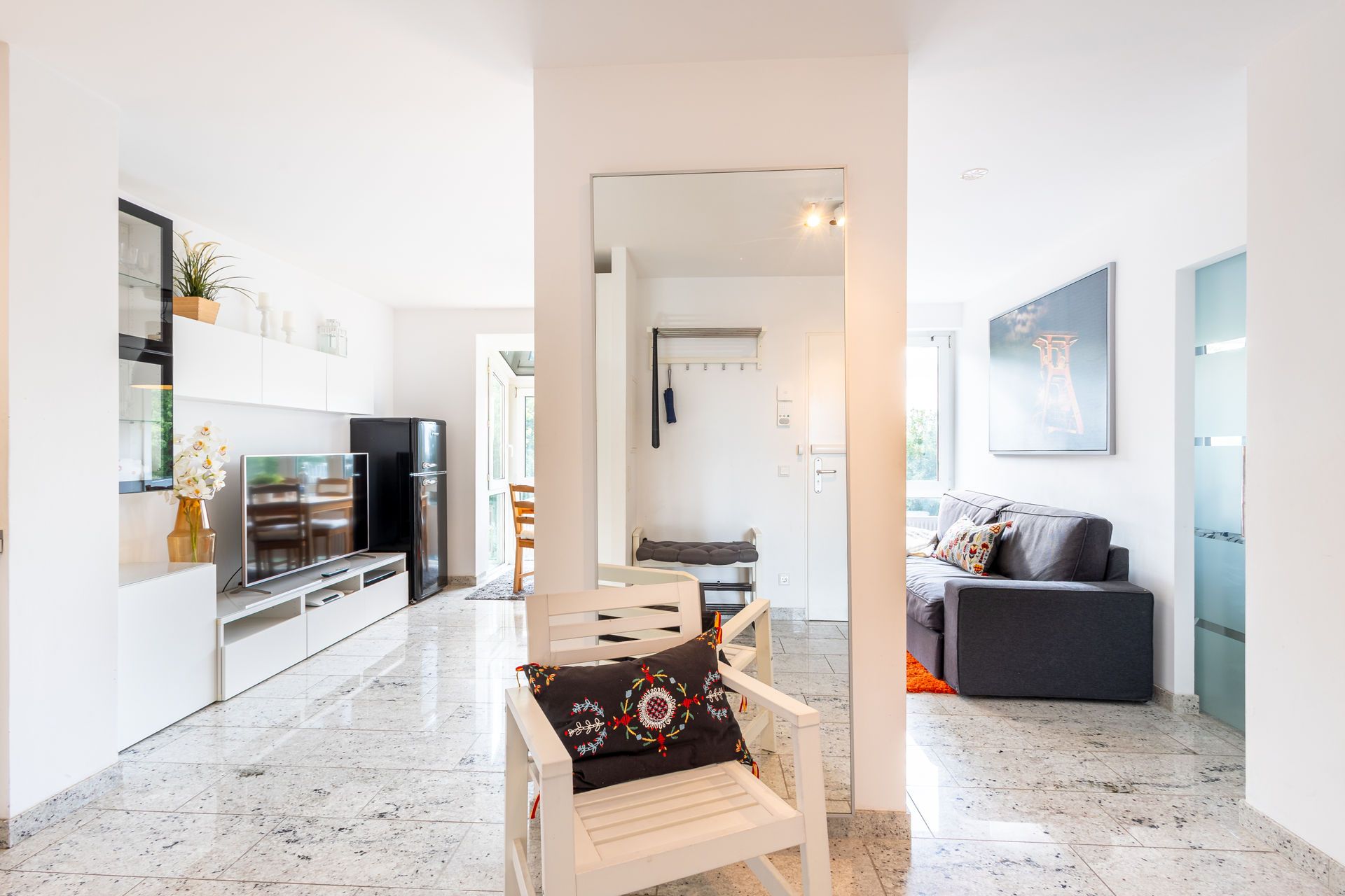 Rob’s Place – Quiet 2-Room Oasis - 44