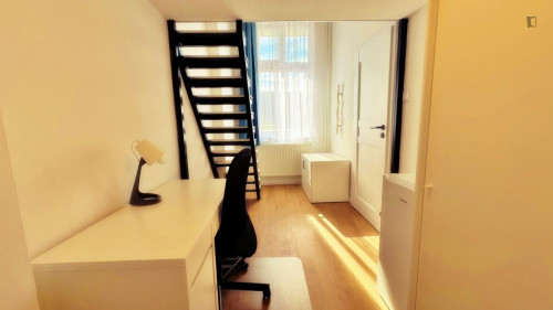 271 - Very nice double bedroom near Nagyvárad tér metro