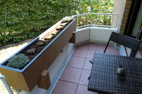 Modern & cozy apartment with balcony in Düsseldorf - WIFI 100 MBit included