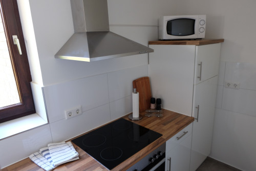 Modern & cozy apartment with balcony in Düsseldorf - WIFI 100 MBit included