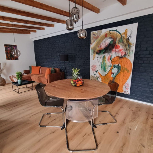 Modern + new atelier appartment in the heart of Duesseldorf