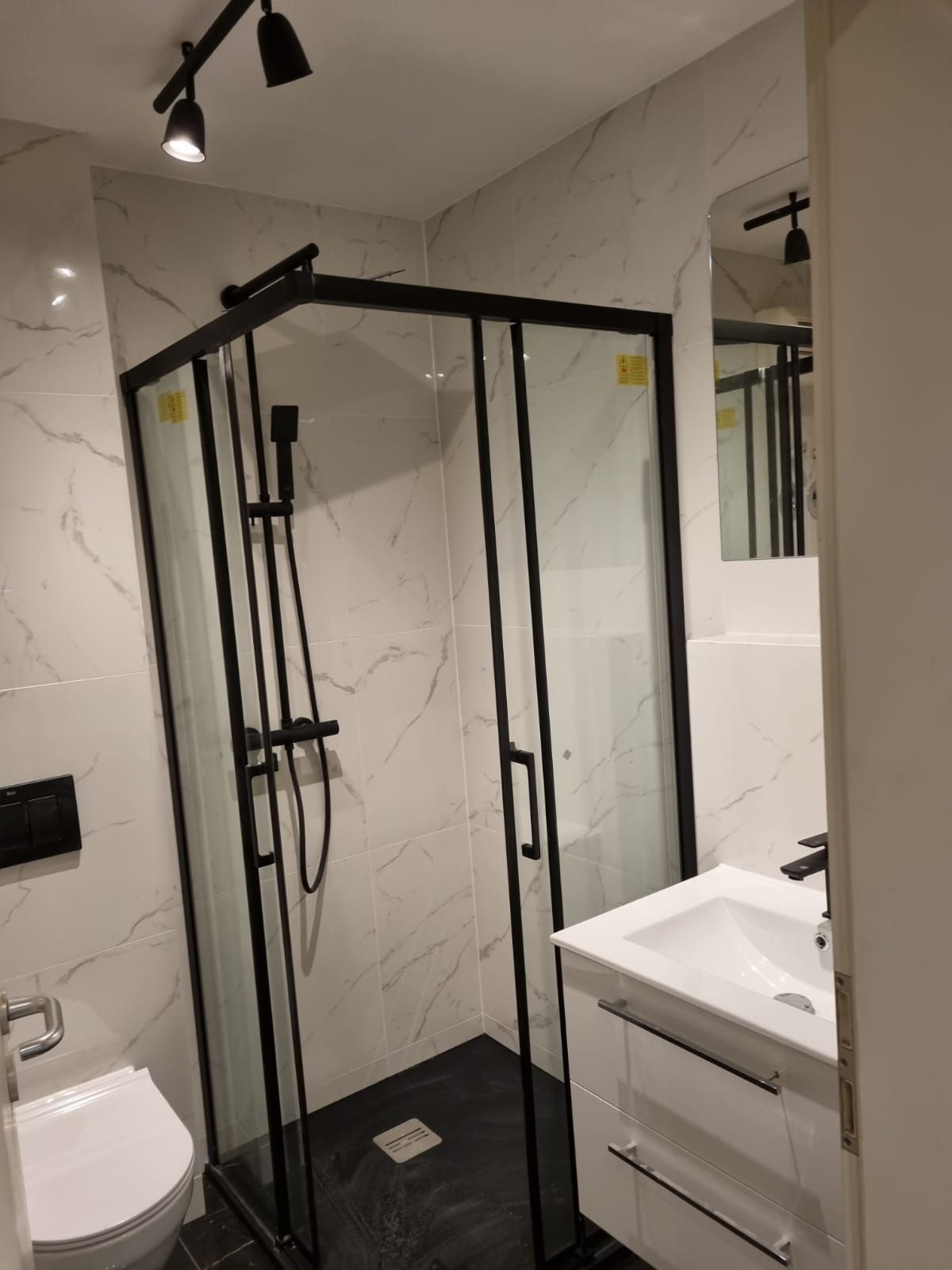  New & Awesome Flat  -  New & awesome flat  - Gallery -  3