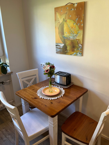 Central cosy home with 4 living/bed rooms, fresh air & nature