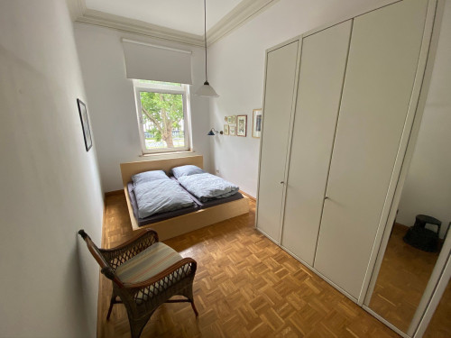 Awesome flat with nice neighbours