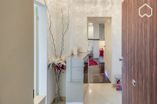 Wonderful, High-End Furnished Apartment in Unterbilk in Düsseldorf