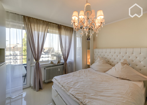 Wonderful, High-End Furnished Apartment in Unterbilk in Düsseldorf