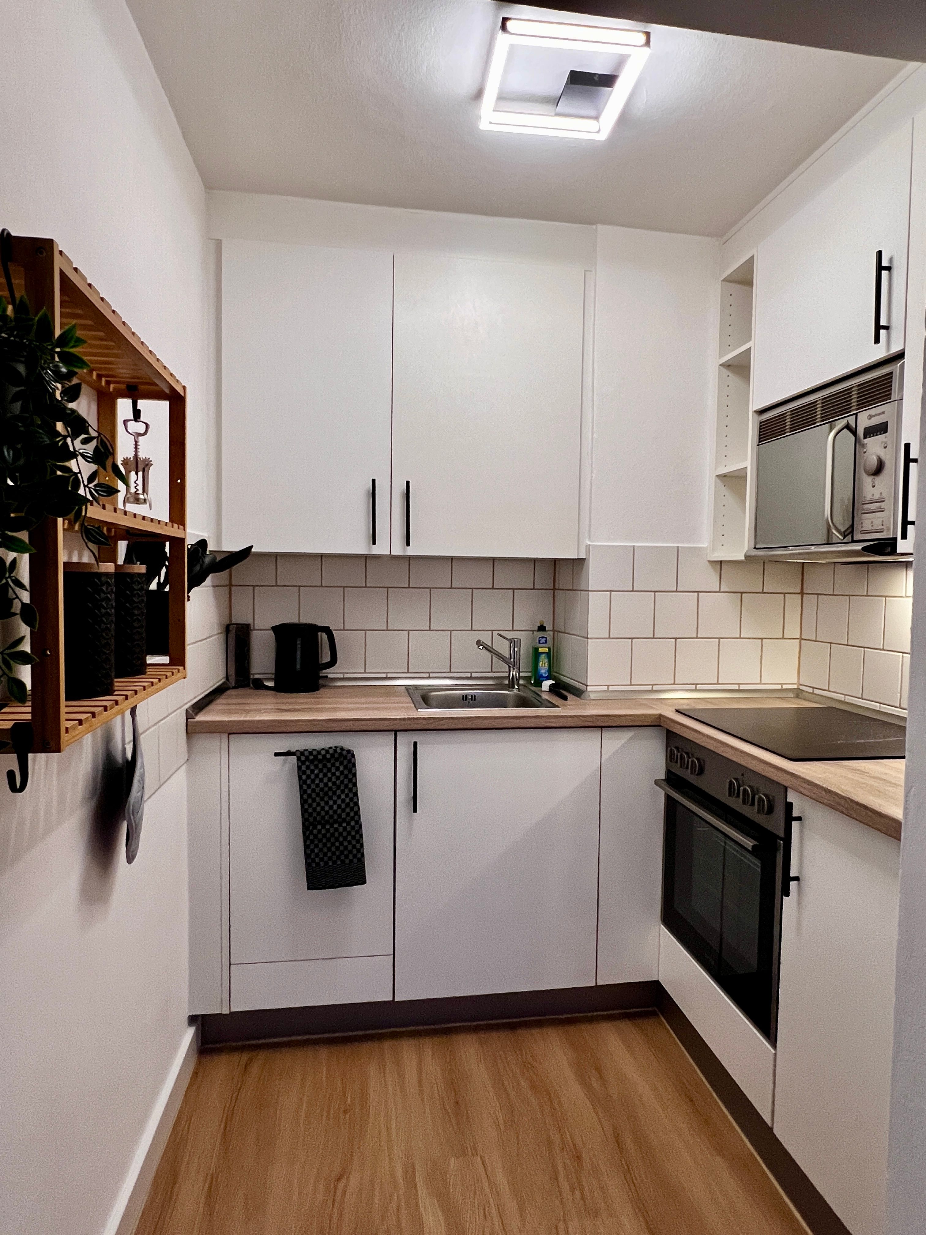  Charming, Fully Furnished 1-Room Apartment With Large West-Facing Balcony In Flensburg  -  Charming, fully furnished 1-room apartment with large west-facing balcony in Flensburg  - Gallery -  3