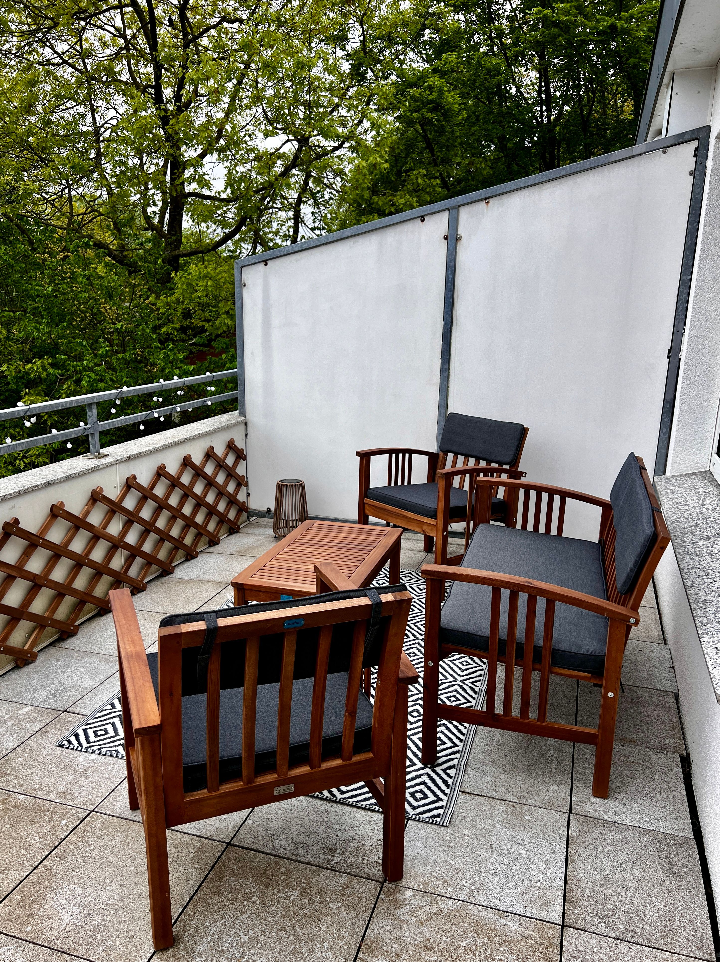  Charming, Fully Furnished 1-Room Apartment With Large West-Facing Balcony In Flensburg  -  Charming, fully furnished 1-room apartment with large west-facing balcony in Flensburg  - Gallery -  1