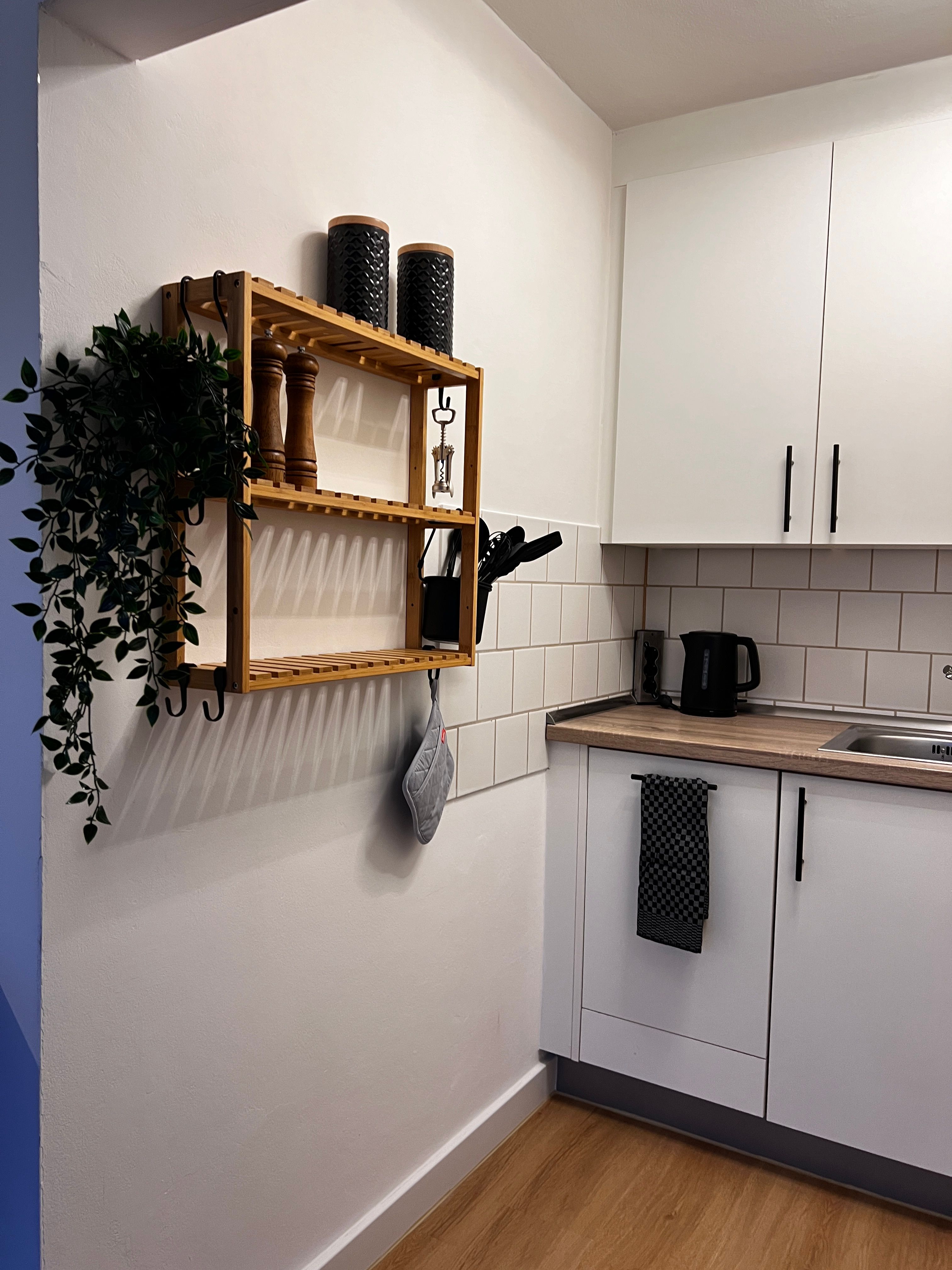  Charming, Fully Furnished 1-Room Apartment With Large West-Facing Balcony In Flensburg  -  Charming, fully furnished 1-room apartment with large west-facing balcony in Flensburg  - Gallery -  6