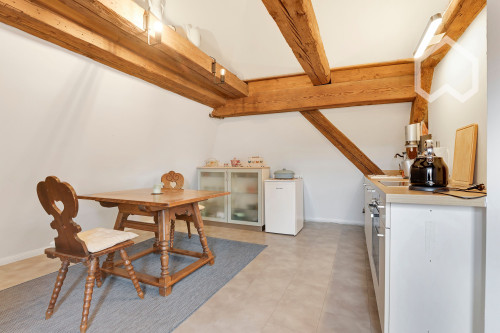 Working in the city - living in the countryside: Beautiful, charming flat in a historic property - Gallery - 12