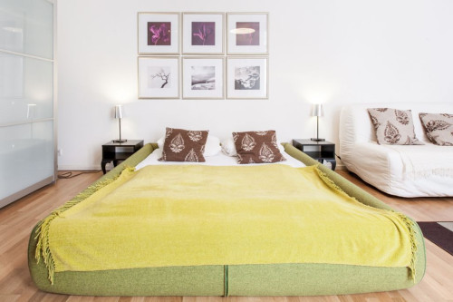 Neat apartment in excellent location