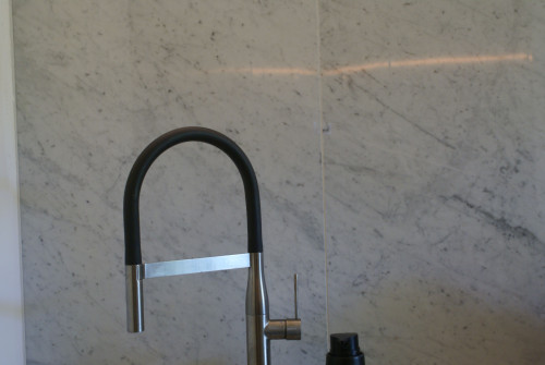 Designer Suite w/ Terrace & Swimmingpool in Frankfurt (By subway: 5 min to Central Station, 3 min to Hauptwache) - Gallery - 3