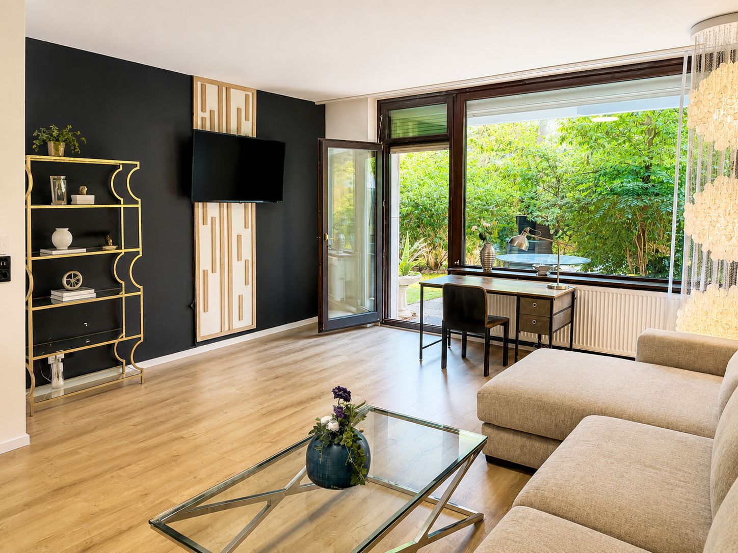 Designer Suite W/ Terrace & Swimmingpool In Frankfurt (By Subway: 5 Min To Central Station, 3 Min To - 19