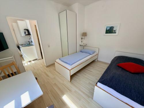 Studio-Apartment in historic town - university, clinics by foot,parking - Gallery - 7