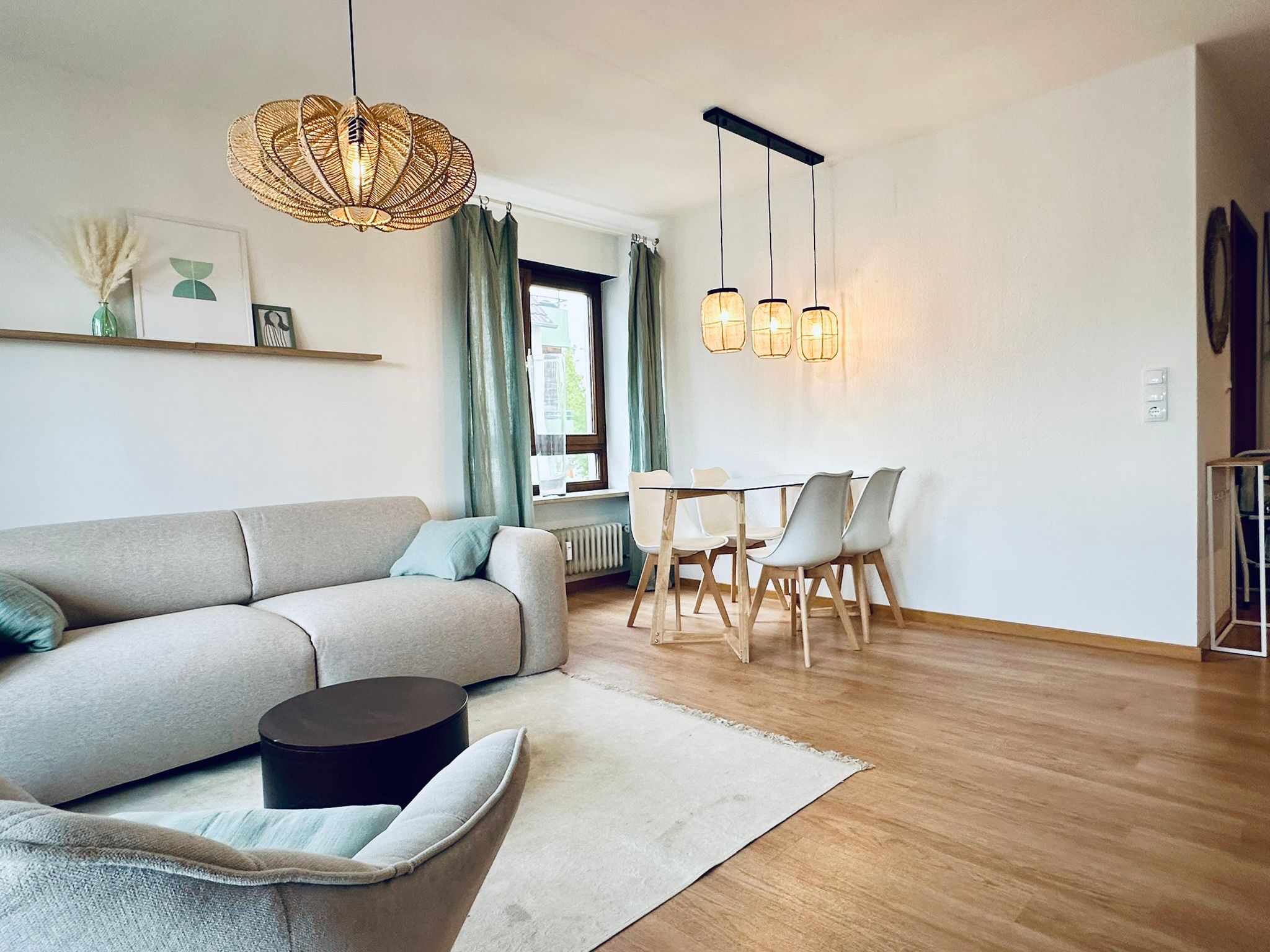  Newly Furnished, Stylish Apartment - Near Airport & Fair  -  Newly furnished, stylish apartment - near airport & fair  - Gallery -  15