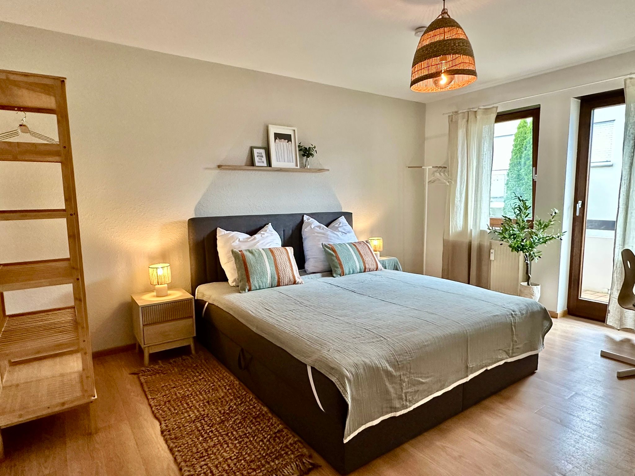  Newly Furnished, Stylish Apartment - Near Airport & Fair  -  Newly furnished, stylish apartment - near airport & fair  - Gallery -  14