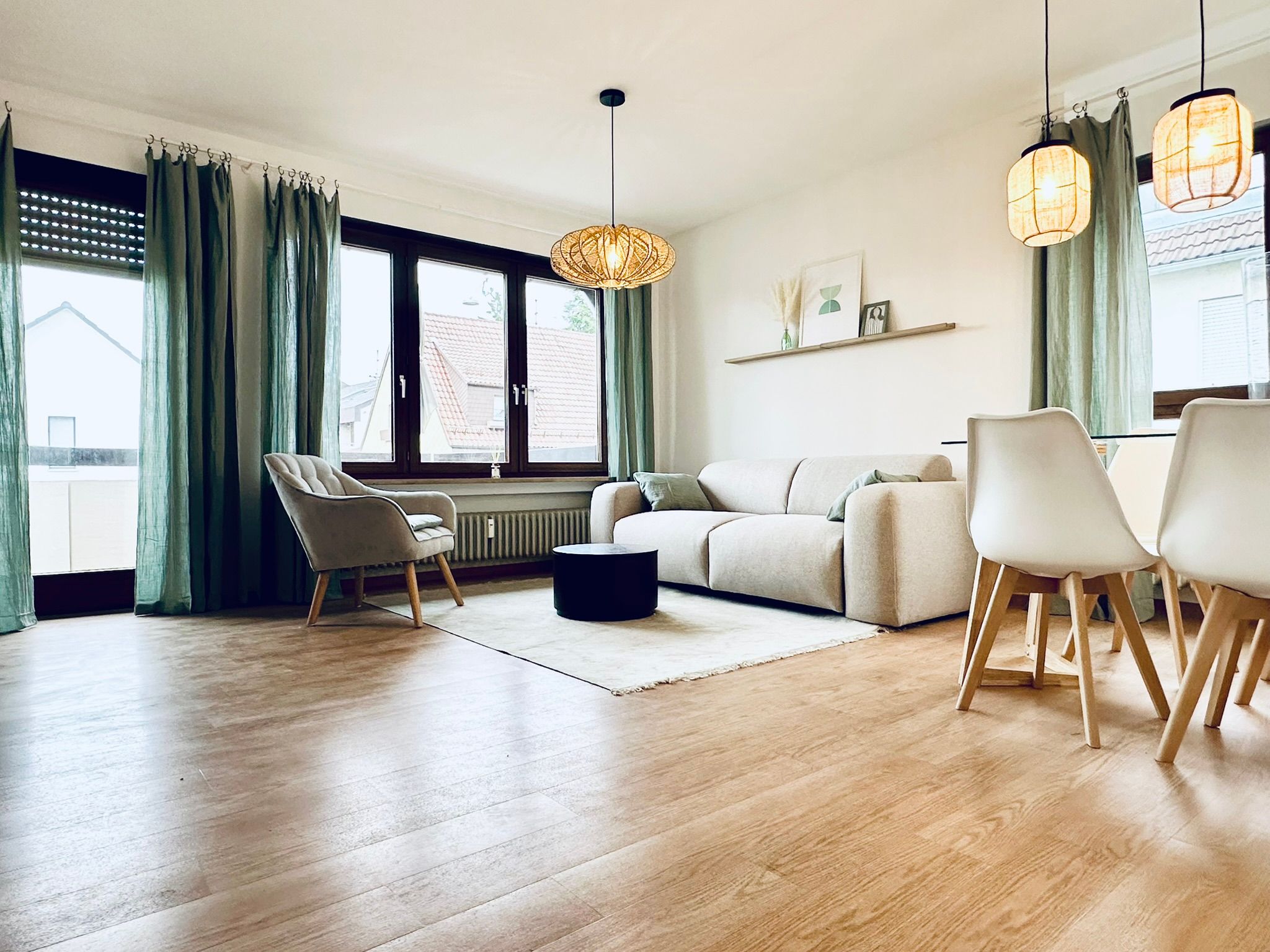  Newly Furnished, Stylish Apartment - Near Airport & Fair  -  Newly furnished, stylish apartment - near airport & fair  - Gallery -  17