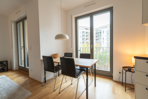 Parkside Residence – 3-Room Apartment with Balcony