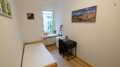 Comfy single bedroom in Old Polesie