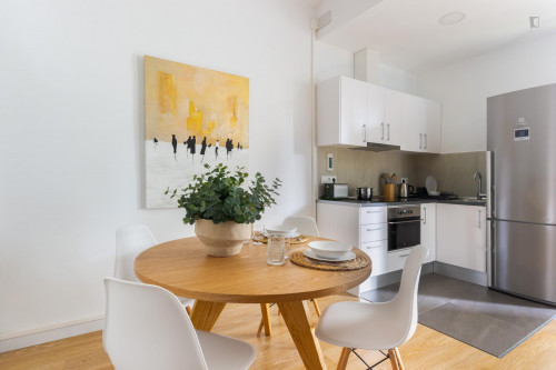 Luminous DOUBLE BEDROOM near Collblanc Metro Station! - Gallery - 6