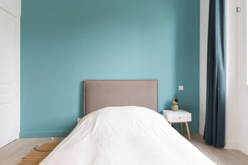 Homely double ensuite bedroom in Orvault