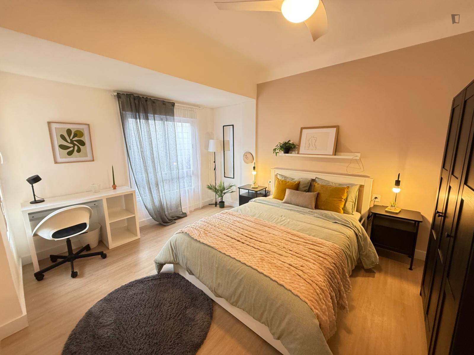  Attractive Double Bedroom In The Centre Of Alicante  -  Attractive double bedroom in the centre of Alicante  - Gallery -  1