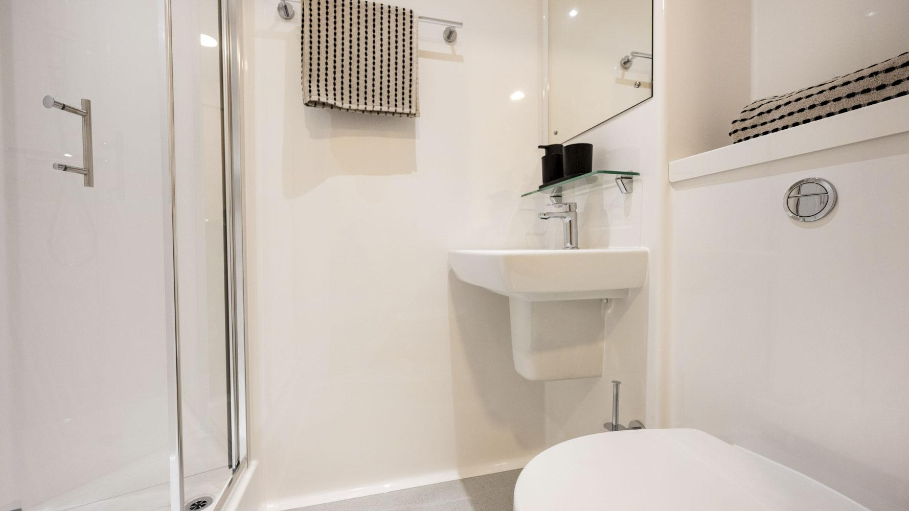 Premium Ensuite - 5