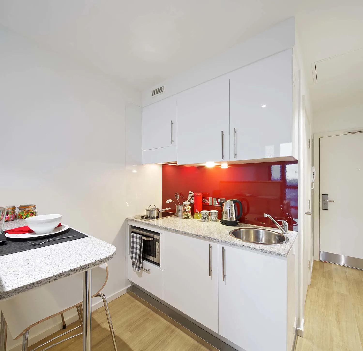 Standard Studio Bronze - Wood Lane Studios - Gallery - 4