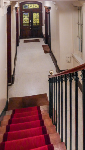 Charming one bedroom situated in the heart of the 7th district close to Sèvres Babylone.