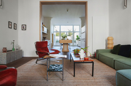 Creative Coliving Oasis in Vibrant Saint-Josse with Artistic Flair
