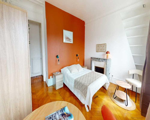 Brilliant double bedroom in Saint-Georges