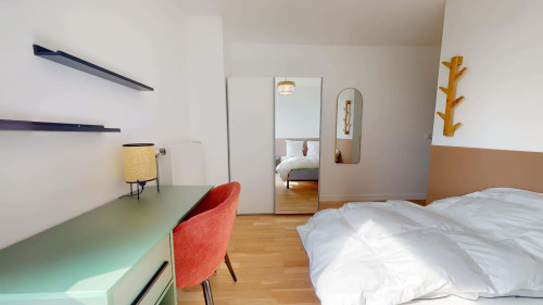 Colombes Charles de Gaulle - Private Room (3)