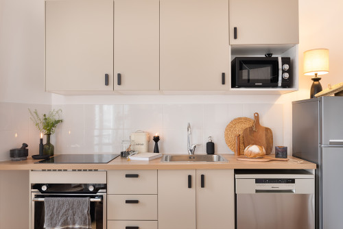 2 bedrooms in Batignolles