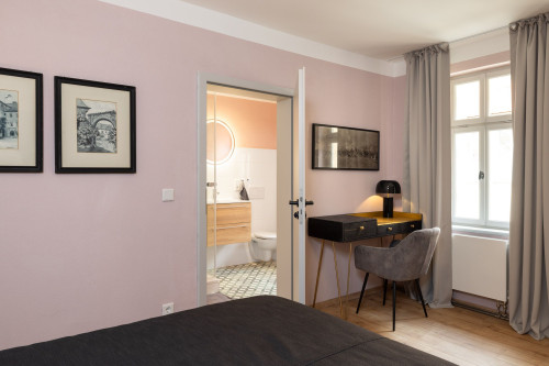 Garden house (2 floors) from 1890, backyard, contract with extension option, 2024 renovated, fully furnished, old town Erlangen