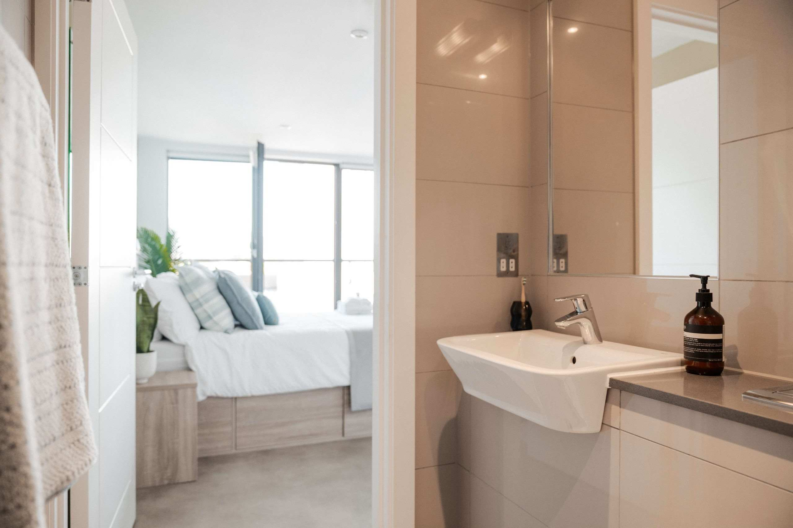 Ultimate En-Suite - 2