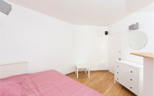 Charming studio near the Champs Elysées