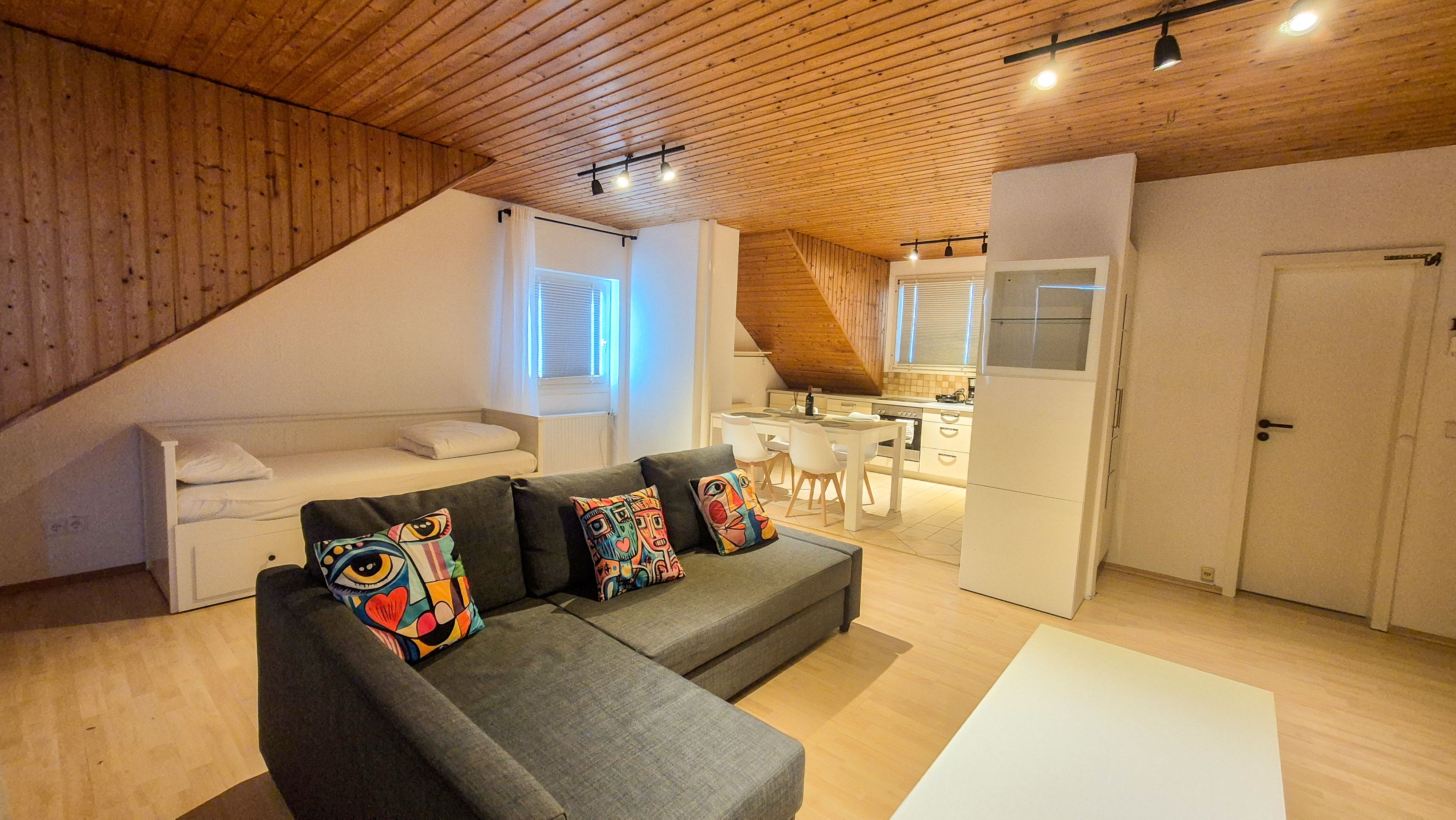  Cozy Stay In The Heart Of Town  -  Cozy Stay in the heart of town  - Gallery -  8