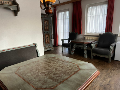 2 Schlafzimmer, WG geeignet, nahe Bahnhof