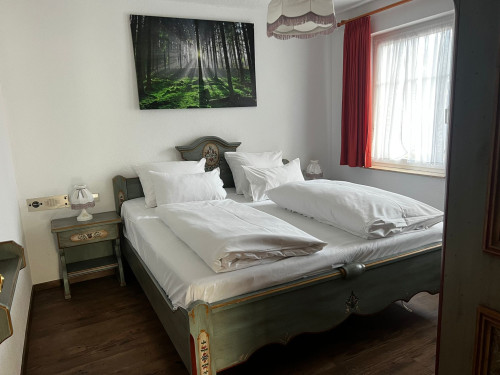 2 Schlafzimmer, WG geeignet, nahe Bahnhof