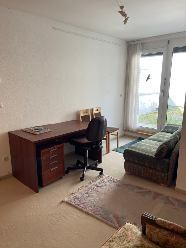 Quiet, modern temporary flat in the heart of Britz